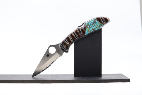 Spyderco Delica Serrated- Wooly Mammoth Tooth W/ Turquoise Web