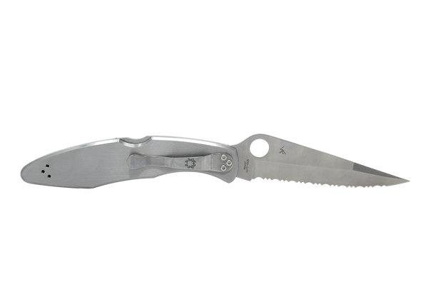 Spyder Delica Serrated blade- Mammoth Fusion and Turquoise